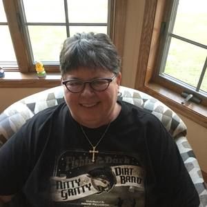 Meet your Posher, Elaine